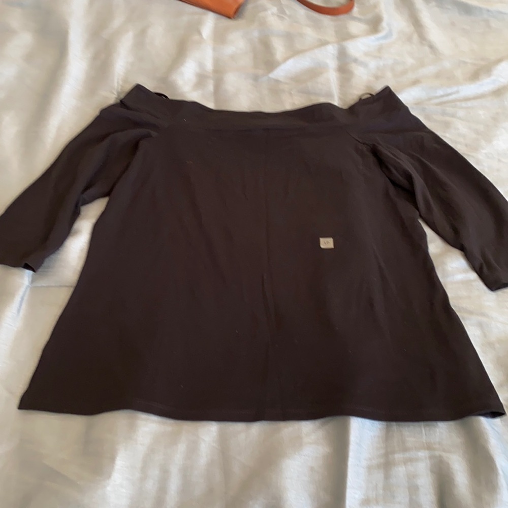 New Black Loft off shoulder tee size LP large petite